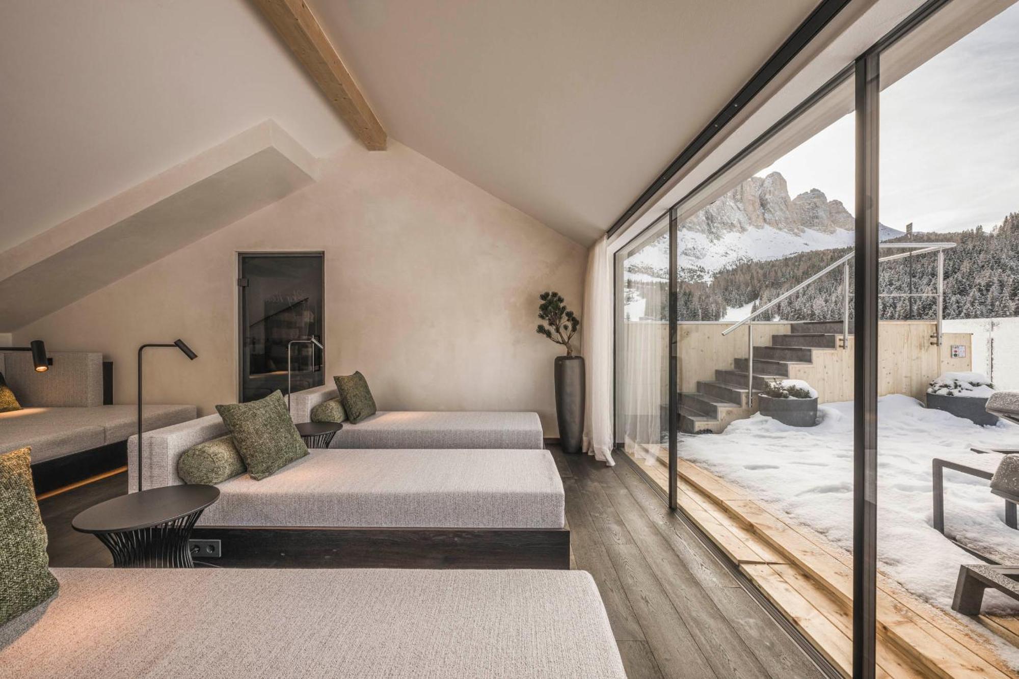 Hotel Plan De Gralba - Das Berghotel Selva di Val Gardena Exterior foto